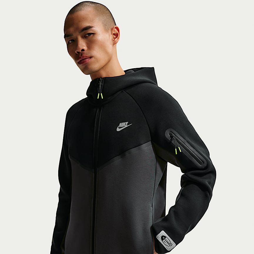 Nike Sportswear Tech Fleece Windrunner Men's Full-Zip Hoodie. Nike.com